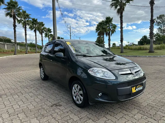 Carro Fiat Palio 2013 Attractive 1.0 8V (Flex)