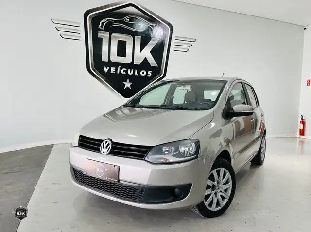 Carro Volkswagen Fox 2011 1.0 8V (Flex) 2p