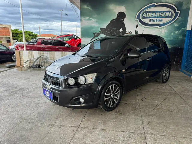 Carro Chevrolet Sonic 2013 Hatch LTZ 1.6 (Aut)