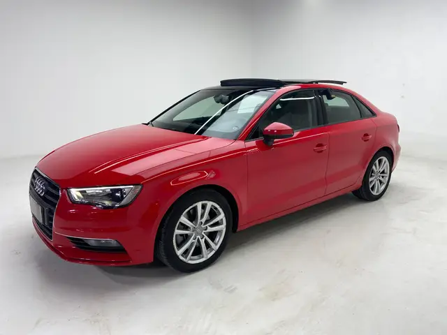 Carro Audi A3 2014 1.8 TFSI Ambition S Tronic