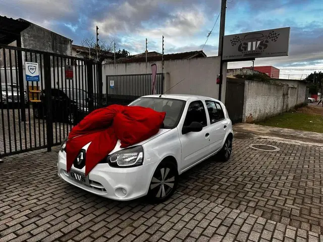 Carro Renault Clio 2014 Authentique 1.0 16V (Flex) 2p