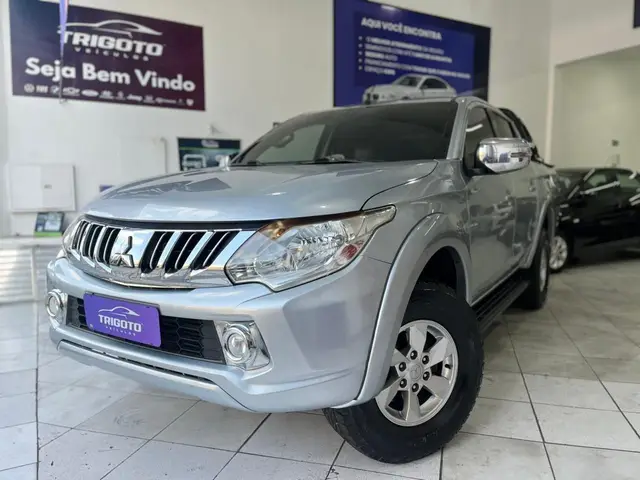 Carro Mitsubishi L200 Triton Sport 2018 Sport 2.4 DID-H HPE Top 4WD (Aut)