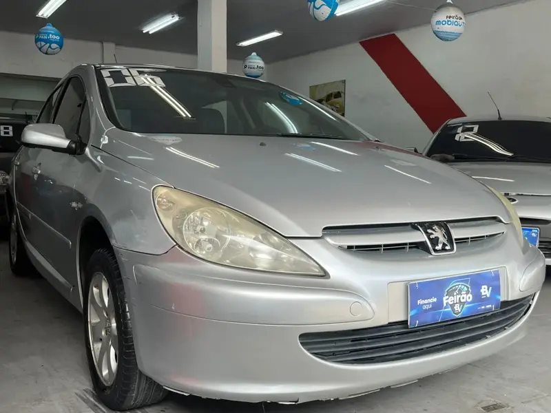 Peugeot 307 Hatch. Feline 2.0 16V (aut)