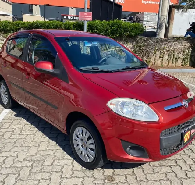 Carro Fiat Palio 2013 Attractive 1.0 8V (Flex)