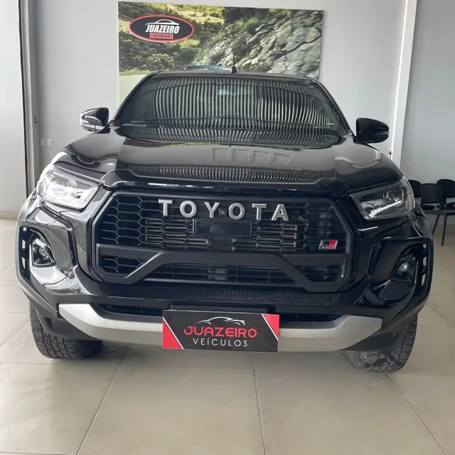 Carro Toyota Hilux Cabine Dupla 2024 GR-Sport 4x4 2.8 Diesel