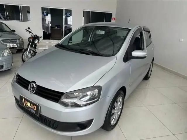 Carro Volkswagen Fox 2012 1.0 8V (Flex) 2p