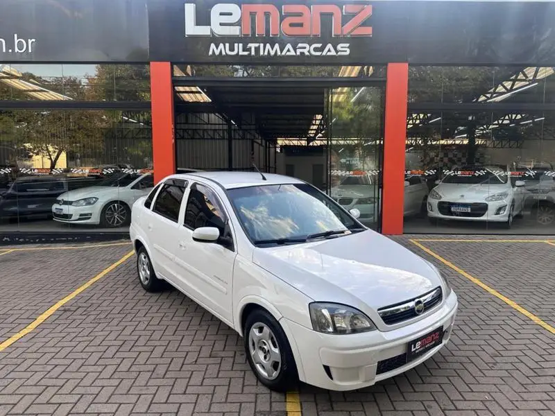 Chevrolet Corsa Sedan Premium 1.4 (Flex)