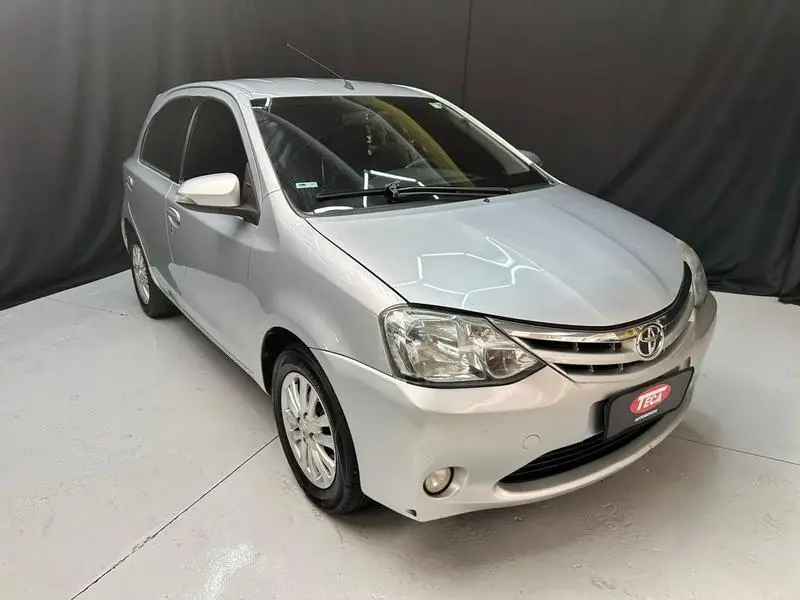 Toyota Etios XLS 1.5 (Flex)
