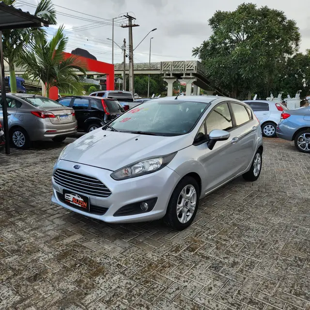 Carro Ford New Fiesta Hatch 2016 New Fiesta SE 1.5 16V