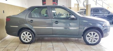 Siena HLX 1.8 8V (Flex)