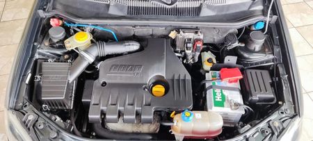 Siena HLX 1.8 8V (Flex)