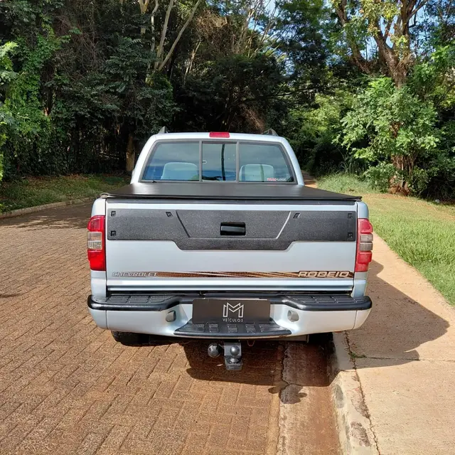 Carro Chevrolet S10 Cabine Dupla 2011 S10 Rodeio 2.4 Flexpower 4X2 (Cab Dupla)