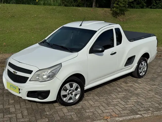 Carro Chevrolet Montana 2018 LS 1.4 (Flex)