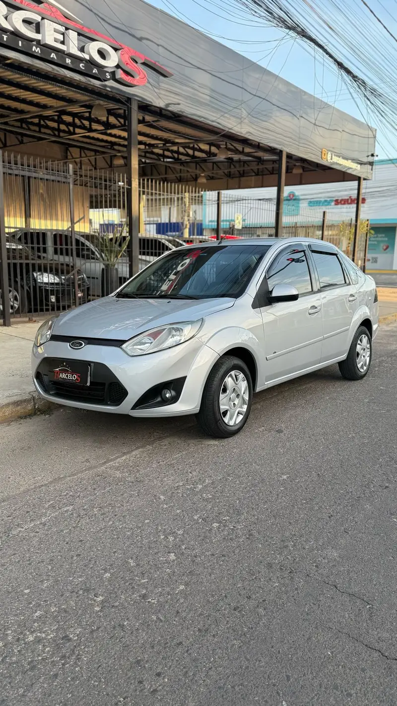 Ford Fiesta Sedan SE 1.6 Rocam (Flex)