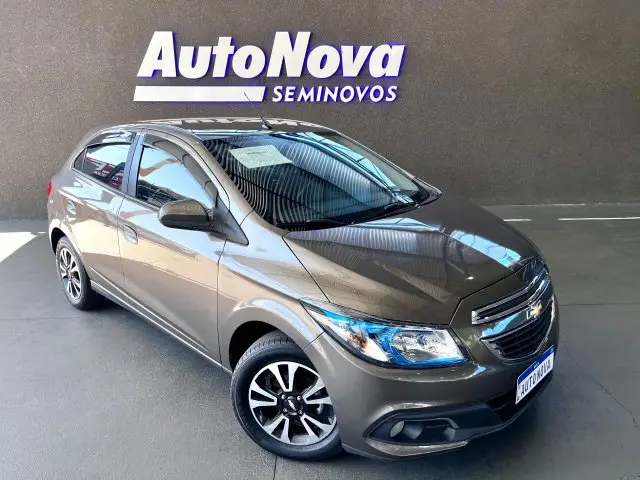 Carro Chevrolet Onix 2014 1.4 LTZ SPE/4 (Aut)