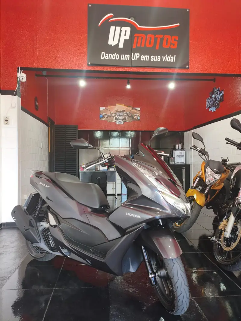 Honda PCX 160 CBS