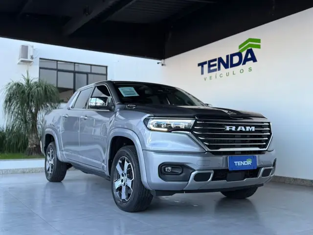 Carro RAM Rampage 2024 Laramie 2.0 Turbo