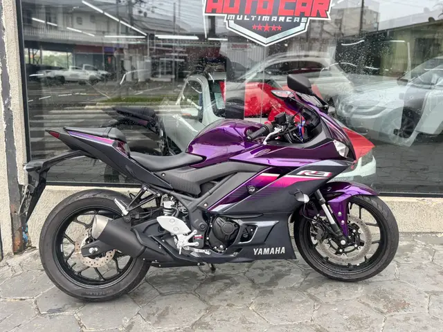Carro Yamaha YZF R3 2024 ABS