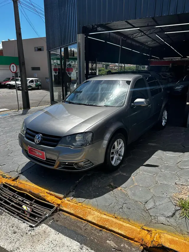 Carro Volkswagen Golf 2011 Sportline 1.6 (Flex)