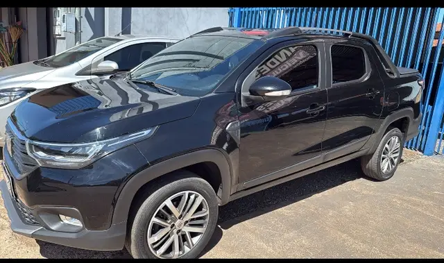 Carro Fiat Strada 2023 Volcano 1.3 CD AT (Flex)