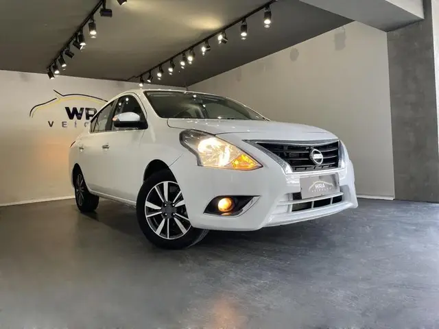 Carro Nissan Versa 2018 1.6 16V SV (Flex)