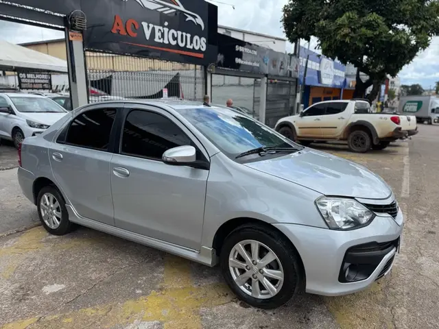 Carro Toyota Etios 2018 XLS 1.5 (Aut) (Flex)