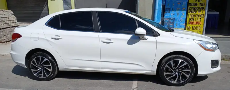 Citroën C4 Lounge Tendance 2.0i