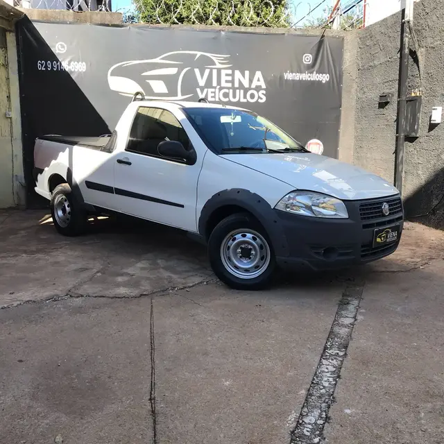Carro Fiat Strada 2013 Working 1.4 (Flex)