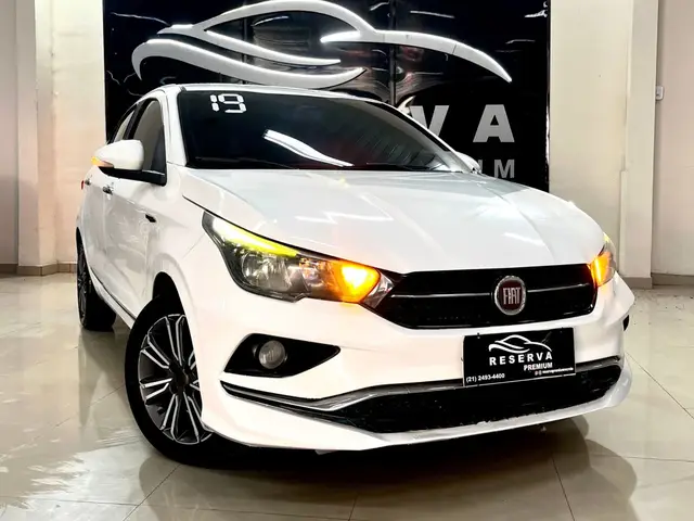 Carro Fiat Cronos 2019 1.8 Precision E.Torq AT6 (Flex)