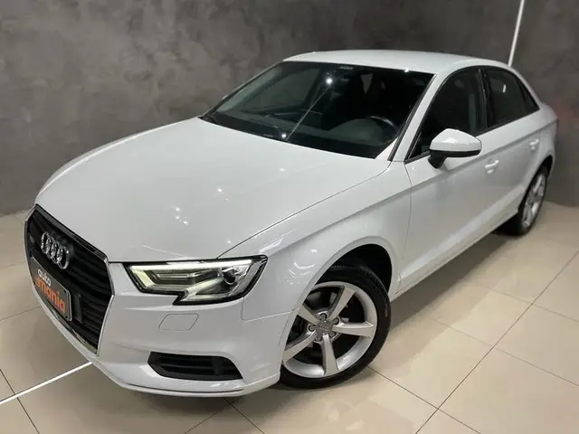 Carro Audi A3 2017 1.4 TFSI Attraction Tiptronic (Flex)