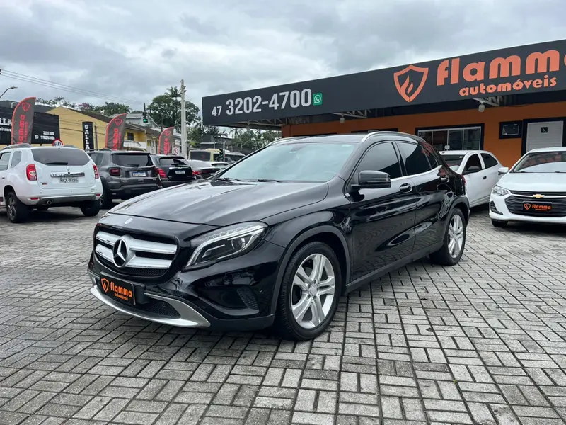 Mercedes-Benz GLA 200 GLA 200 Vision Black Edition