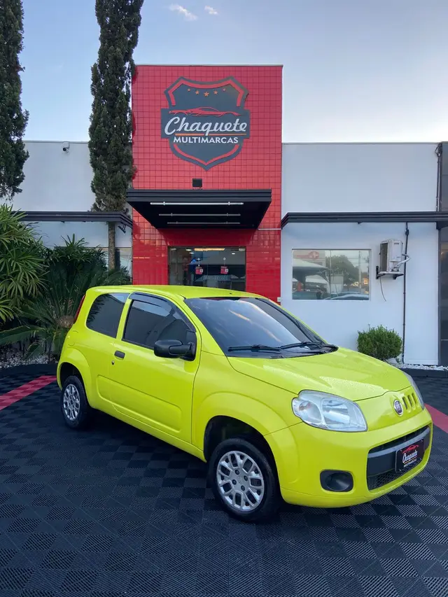 Carro Fiat Uno 2014 Vivace 1.0 8V (Flex) 2p