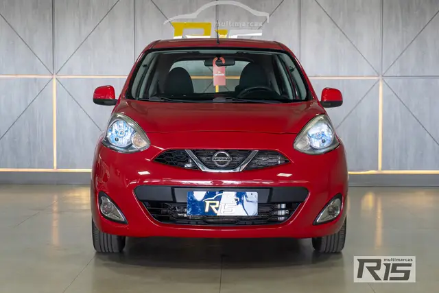 Carro Nissan March 2016 1.0 12V SV (Flex)