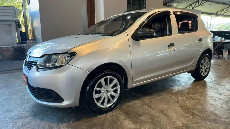 Renault Sandero Authentique 1.0 12V SCe (Flex)