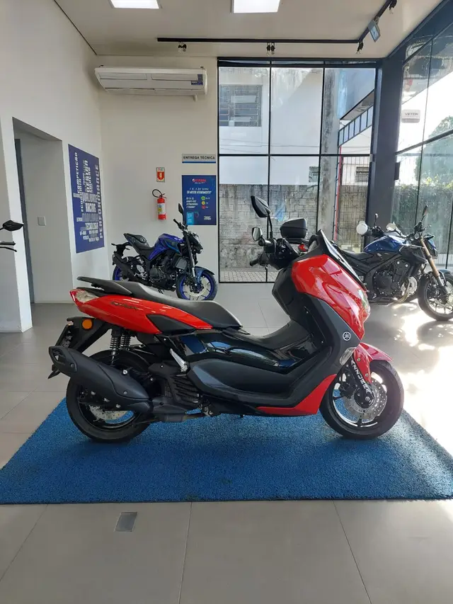 Carro Yamaha NMax 2024 Connected 160