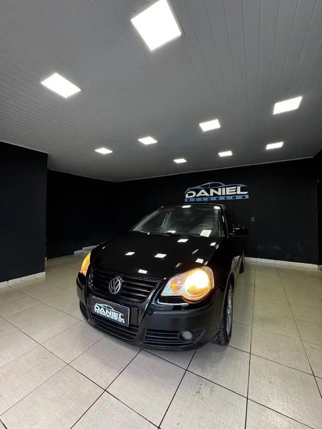 Carro Volkswagen Polo Sedan 2008 1.6 8V (Flex)