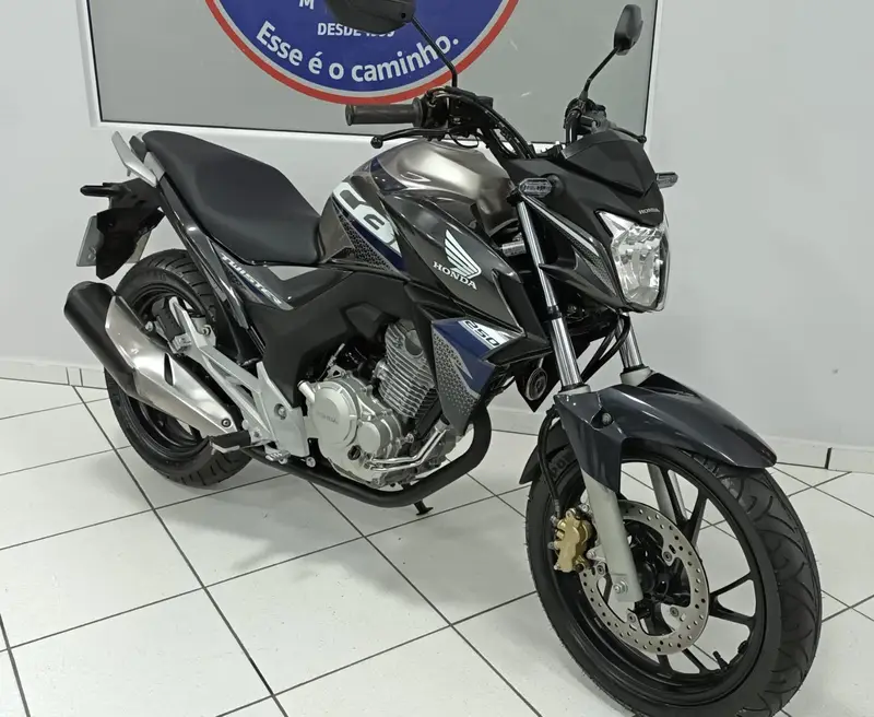 Honda CB 250F Twister (CBS)