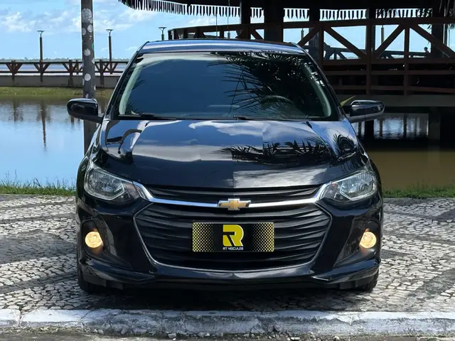 Carro Chevrolet Onix Plus 2024 LT 1.0