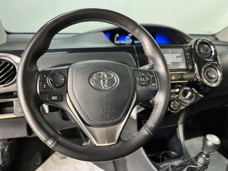 Etios Sedan XLS 1.5 (Flex)