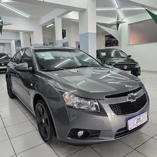 Carro Chevrolet Cruze 2013 LT 1.8 16V Ecotec (Flex)