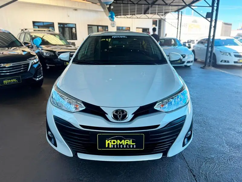 Toyota Yaris Sedan 1.5 XL (Flex)