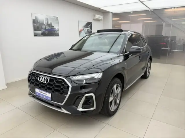Carro Audi Q5 2023 Performance TFSIe