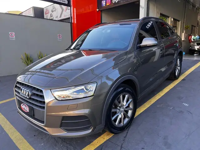 Carro Audi Q3 2017 1.4 TFSI Ambiente S Tronic (Flex)