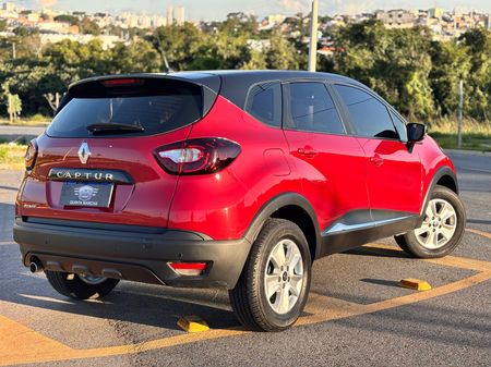 Captur Life 1.6 16v SCe CVT (Flex)