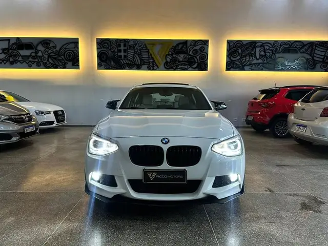 Carro BMW 125i 2014 125i M Sport