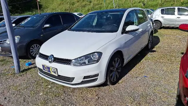Carro Volkswagen Golf 2015 Comfortline 1.4 TSi