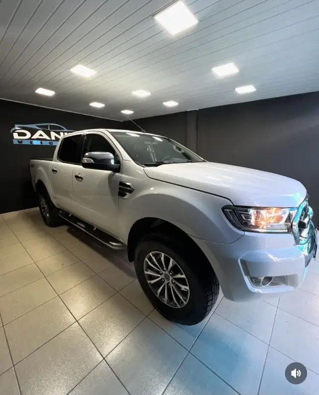 Carro Ford Ranger Cabine Dupla 2022 XLT 3.2 Turbodiesel 20V 4x4 (Aut)