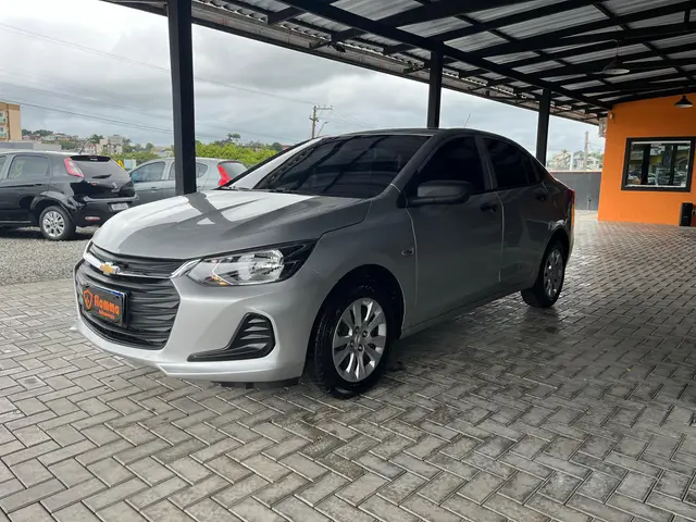 Carro Chevrolet Onix Plus 2023 1.0 Turbo (Aut.)