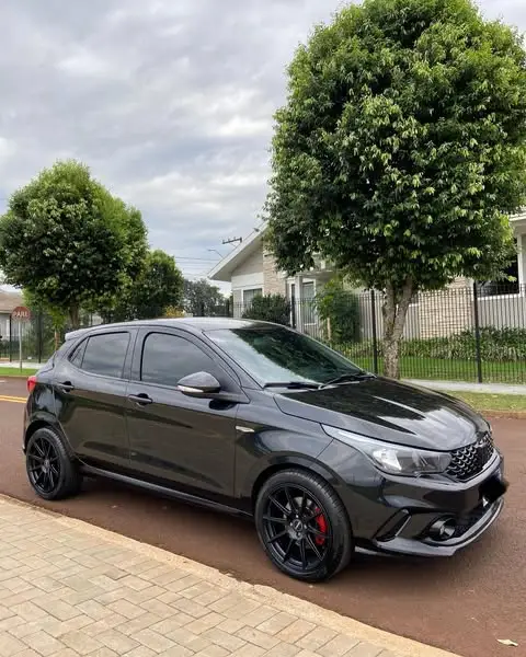 Carro Fiat Argo 2018 Precision 1.8 E.Torq (Flex)