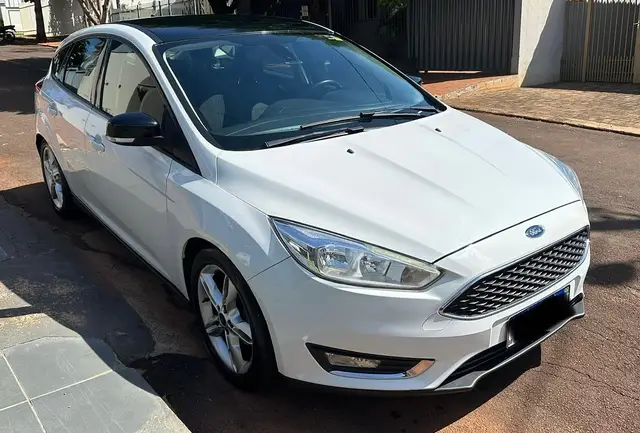 Carro Ford Focus Hatch 2018 SE Plus 1.6 TiVCT